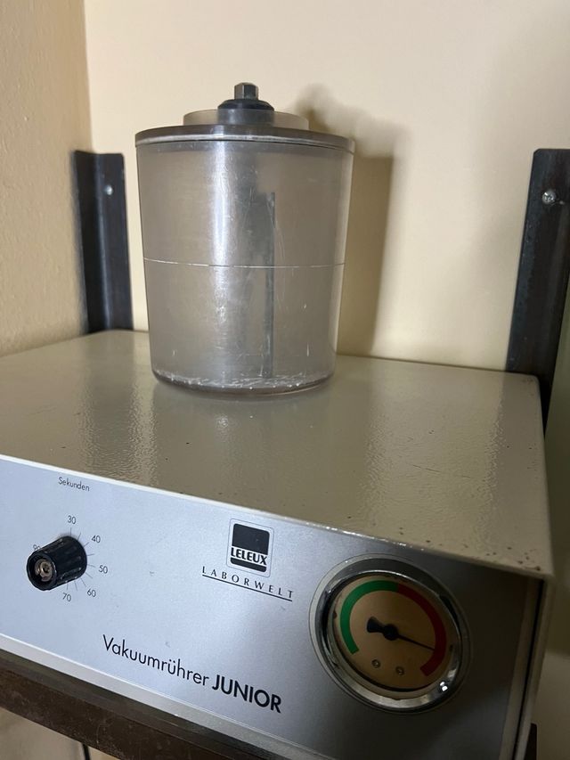 Mezcladora escayola al vacío