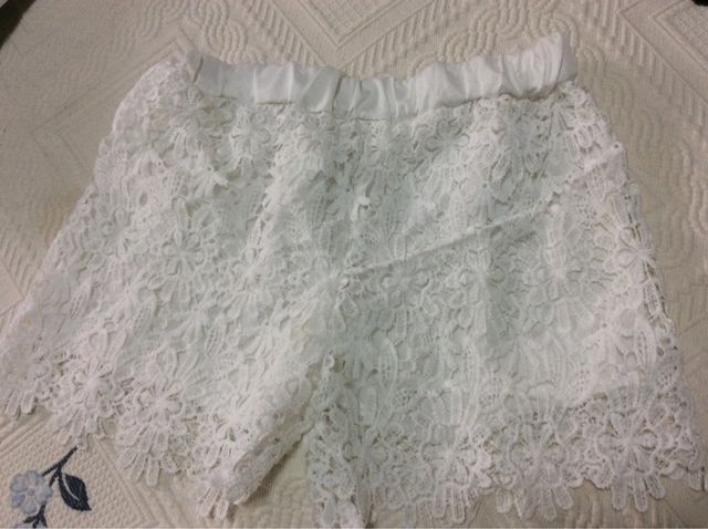 Pantalones bordado talla M