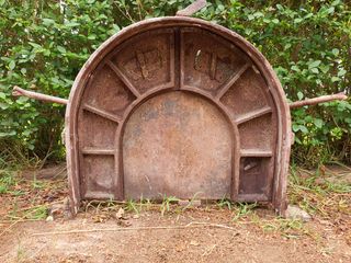 Puerta antigua de horno de leña de segunda mano por 600 EUR en La Muela de  Vejer en WALLAPOP