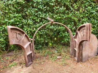 Puerta antigua de horno de leña de segunda mano por 600 EUR en La Muela de  Vejer en WALLAPOP
