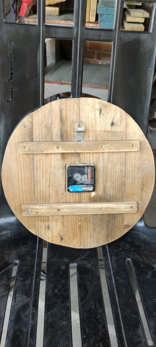 Reloj de pared, madera