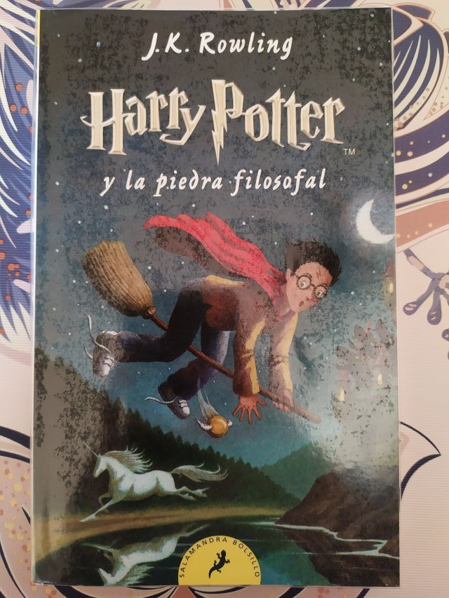 HARRY POTTER Y LA PIEDRA FILOSOFAL