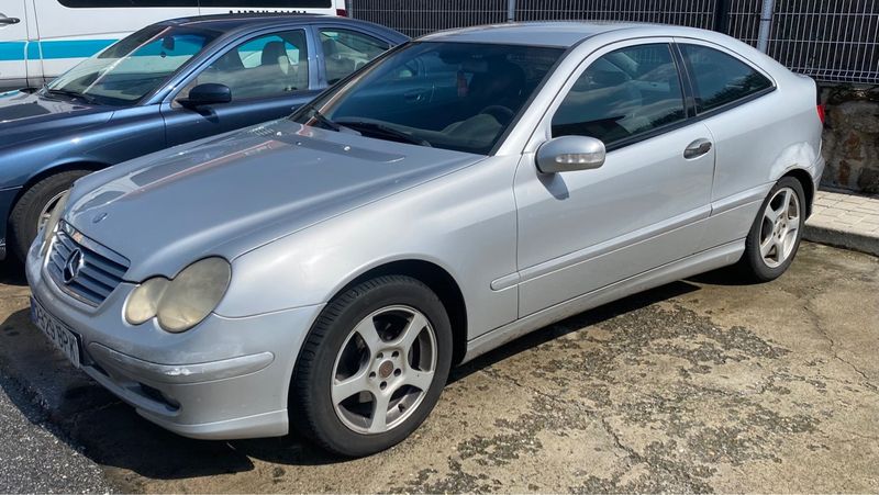 Mercedes-Benz Clase C 2002 - foto 1