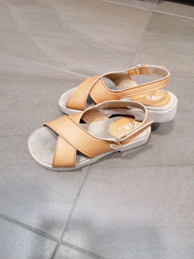 sandalias número 31