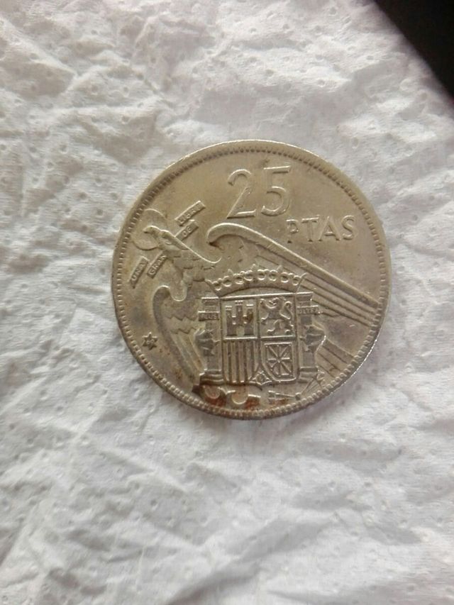 moneda 25 pesetas de franco 1957 estria 69