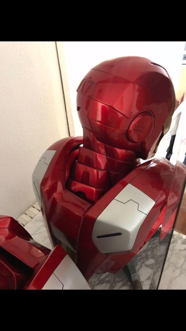 Iron Man Mark VII Sideshow 1:1 Bust