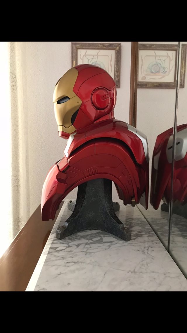 Iron Man Mark VII Sideshow 1:1 Bust