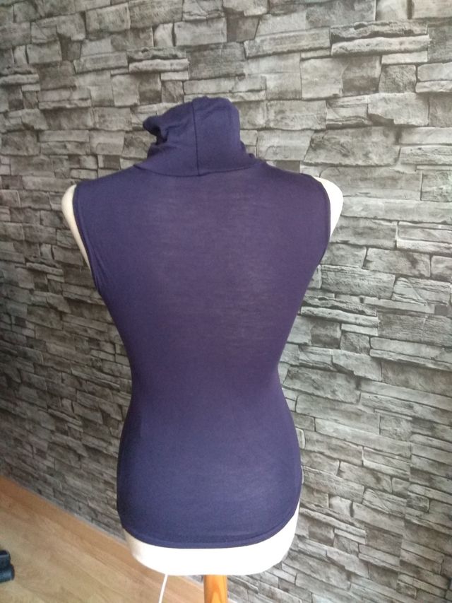 Camiseta elástica morada M