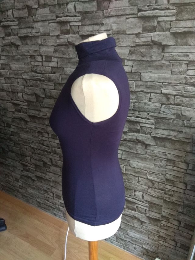 Camiseta elástica morada M