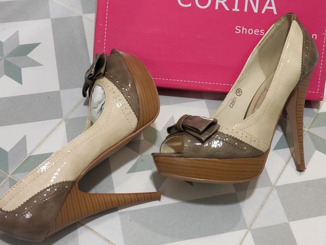 Tacón lazo de diseño