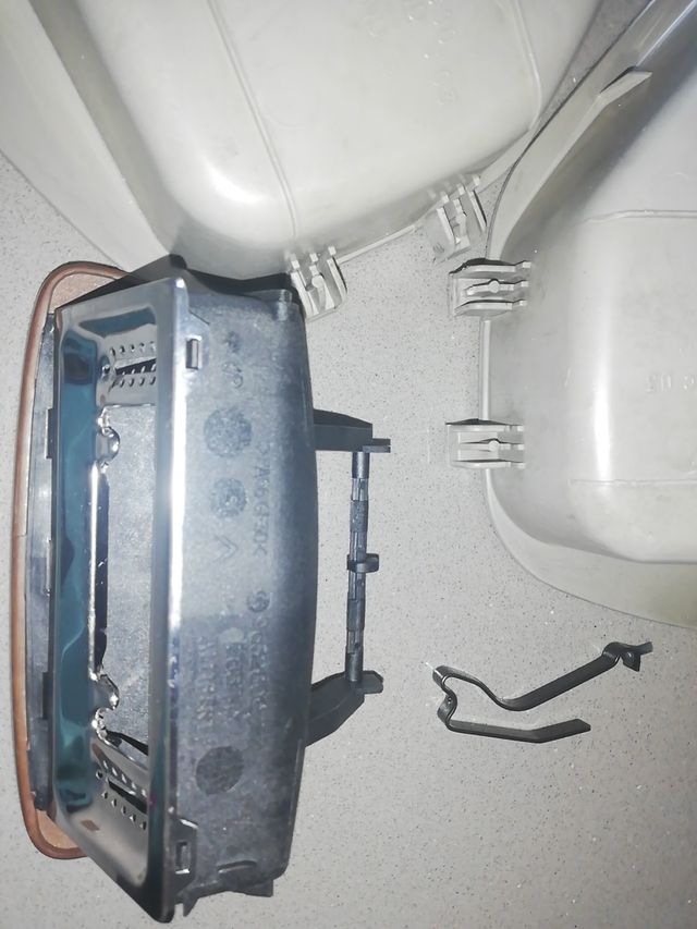 Cajones puerta lateral y cenicero Citroen C5