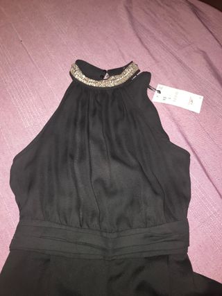 Mono fiesta Zara de segunda mano por 18 EUR en Barcelona en WALLAPOP