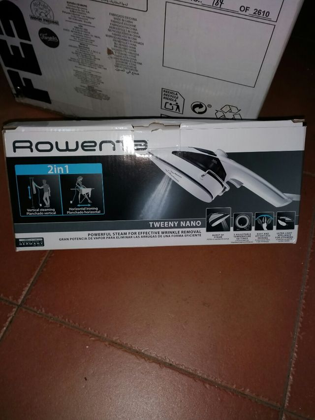 Plancha marca ROWENTA Estrenar ¡!