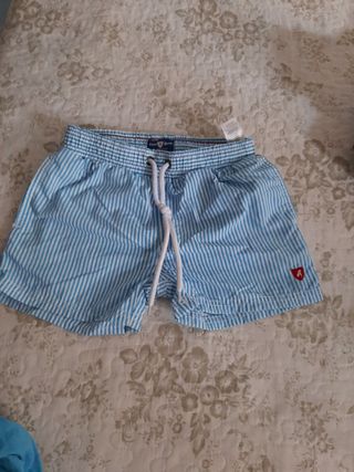 Bañador niño Álvaro moreno t 3\\/4 de segunda mano por 5 EUR en Sevilla en  WALLAPOP