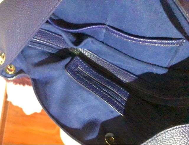 Bolso azul marino en polipiel