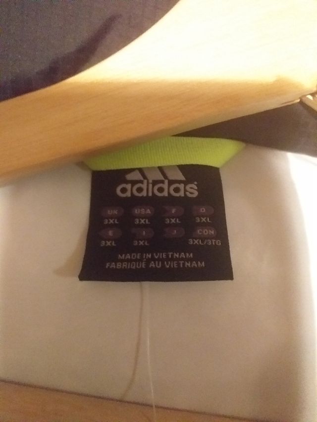 Plumífero Real Madrid de ADIDAS NUEVO