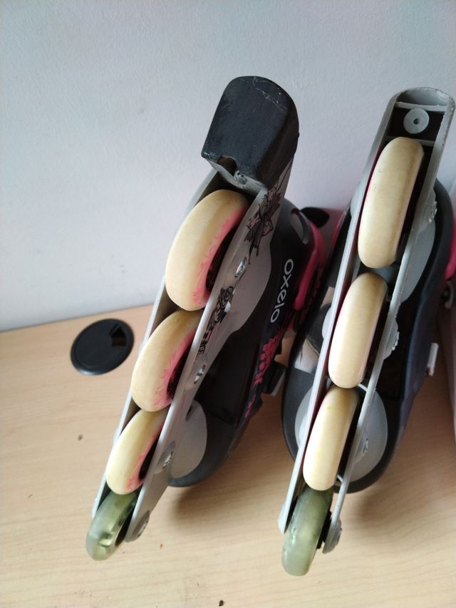 patines, casco y protecciones