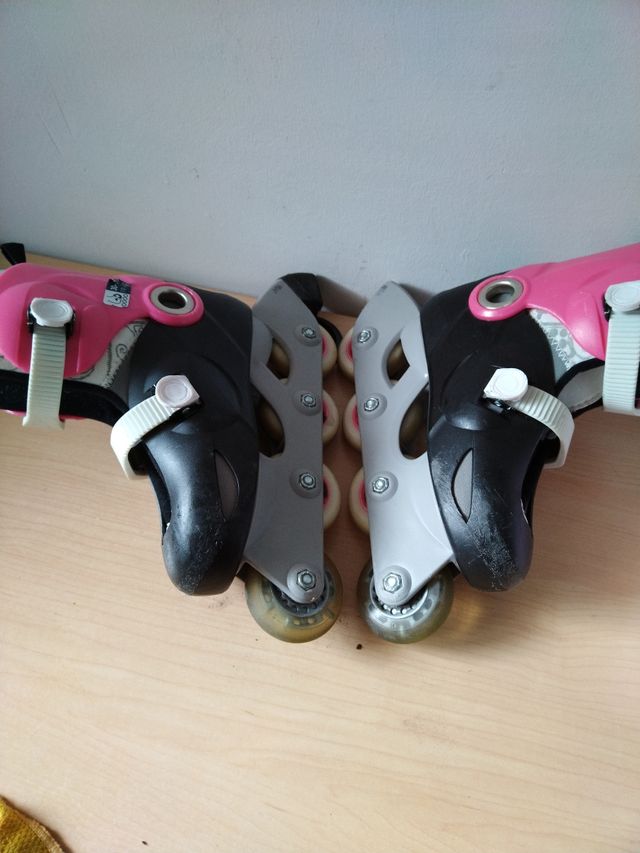patines, casco y protecciones