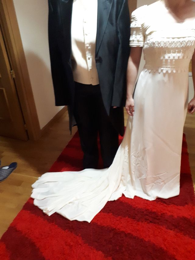 Regalo accesorios. Vestido de novia y de novio.