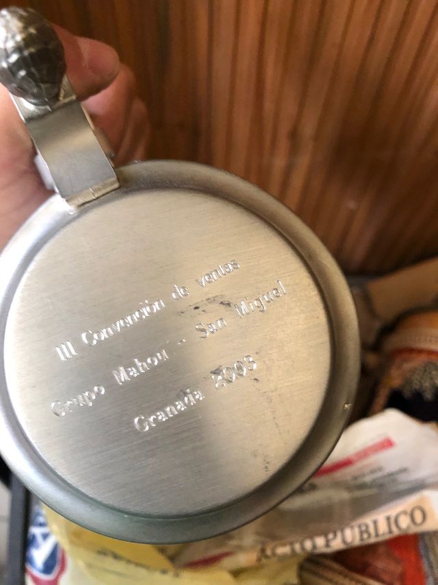 100  Jarras de cerveza antiguas para colección