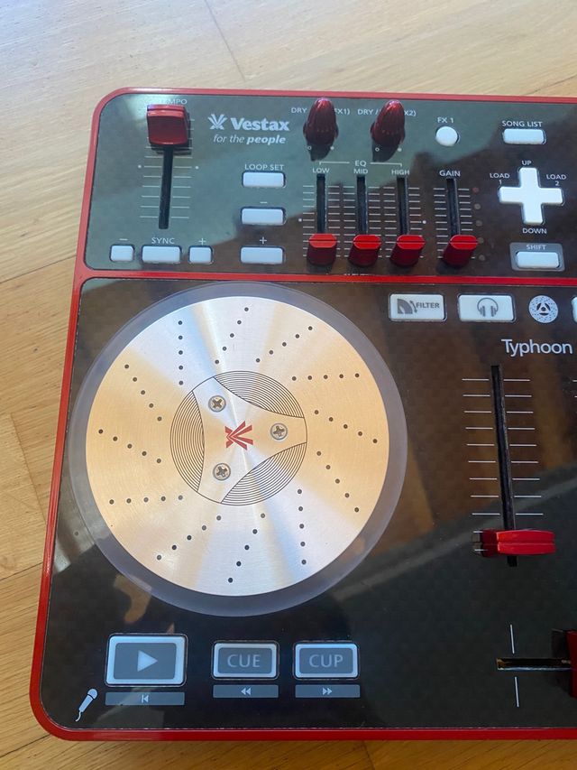 Mesa de mezclas Vestax Typhoon