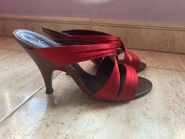 Sandalias tacón rojas