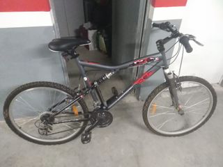 Bicicleta De Montaña Doble Suspensión De Segunda Mano En Barcelona En Wallapop