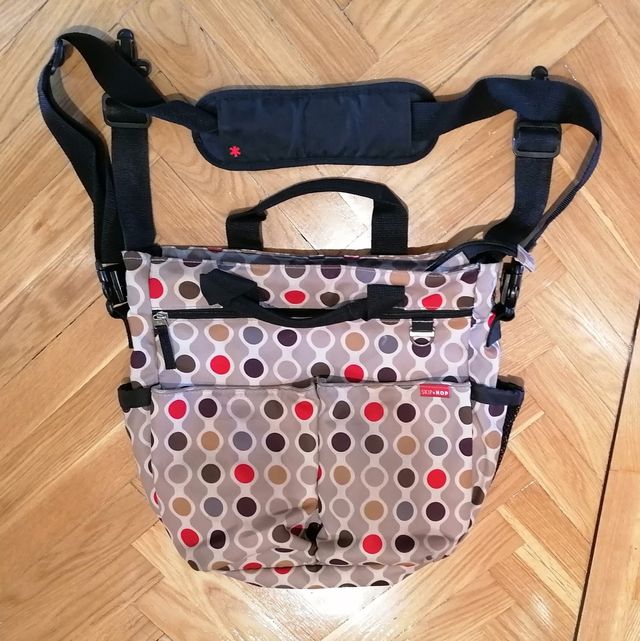 Bolsa cambiador silla Skip Hop