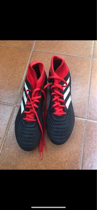 Tenis fútbol 11 de segunda mano por 20 EUR en Riogordo en WALLAPOP