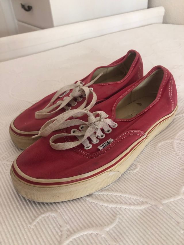Vans rojas