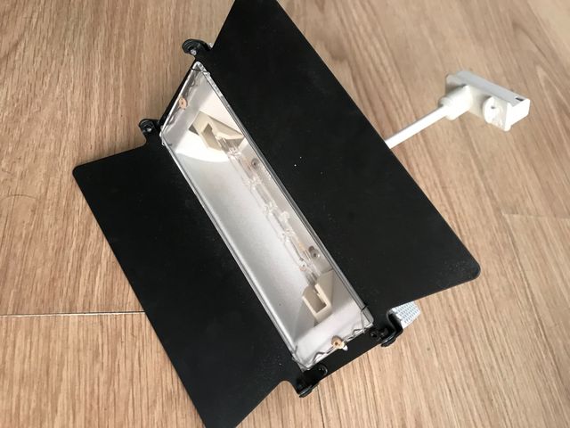 foco de galeria a riel con aletas