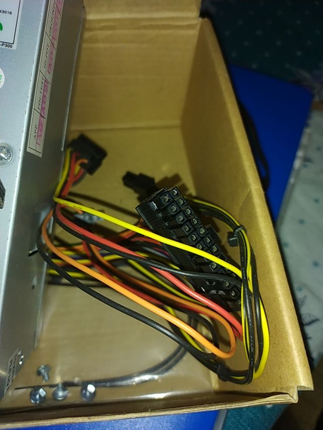 Fuente alimentación Pc nueva.