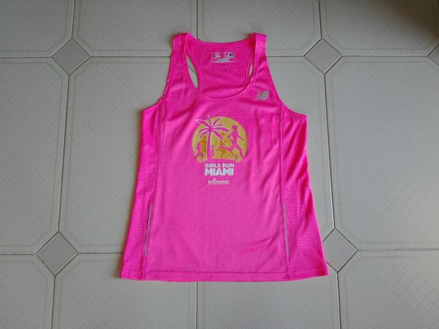 Camiseta New Balance. Talla S