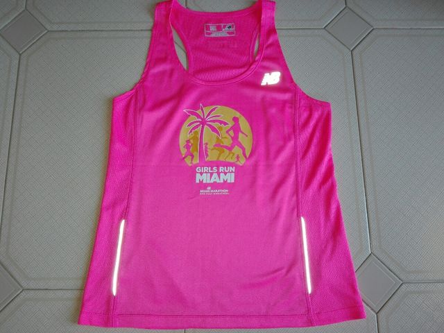 Camiseta New Balance. Talla S