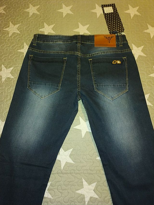 Tejano chica talla 33 (42-44) NUEVO