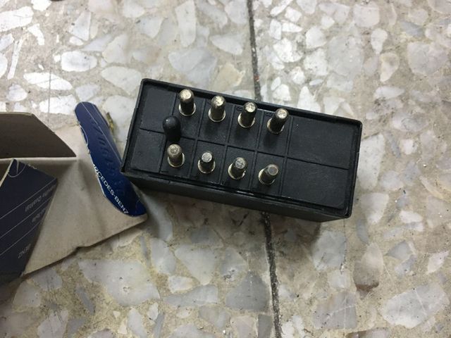 Relé techo Mercedes W201