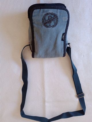 Bolsa Bandolera Vaquera Springfield Hombre de segunda mano por 4 EUR en  Garrapinillos en WALLAPOP