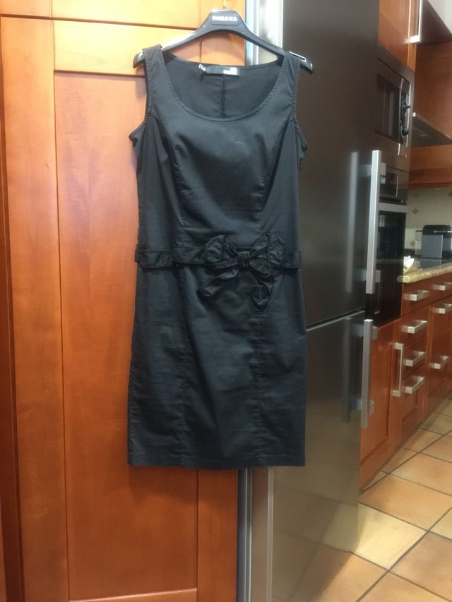 Vestido negro de Love Mosquino