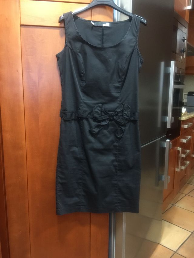 Vestido negro de Love Mosquino