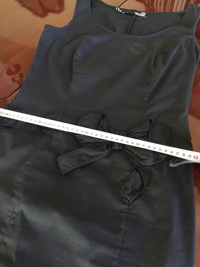 Vestido negro de Love Mosquino