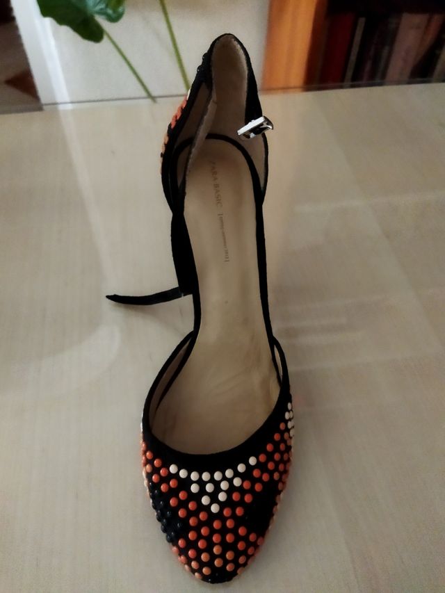zapatos con tacón zara
