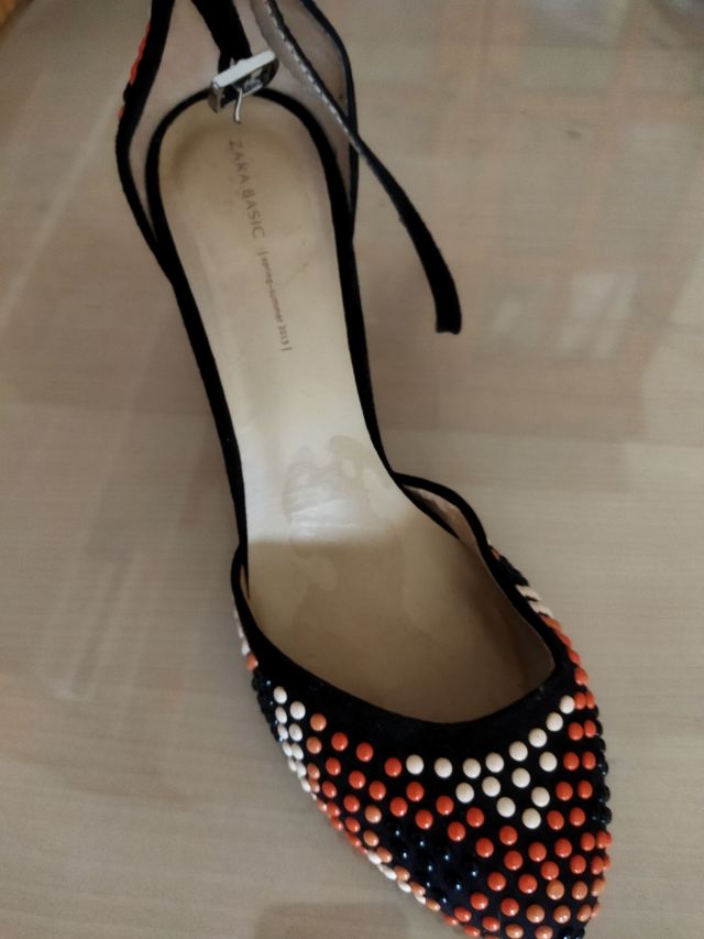 zapatos con tacón zara