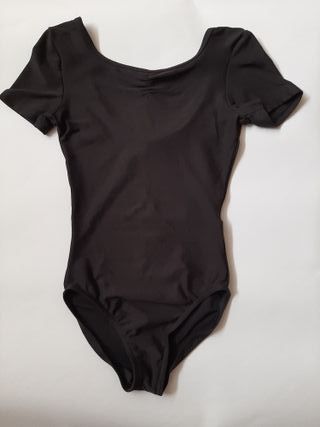 Body Negro Niña 10 años. Decathlon. de segunda mano por 6 EUR en Poligono  Tres Caminos en WALLAPOP