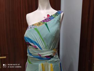 Vestido con Pedrería