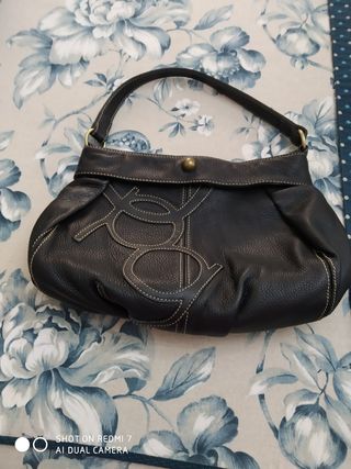 Bolso negro Purificación García de segunda mano por 35 EUR en Monforte de  Lemos en WALLAPOP