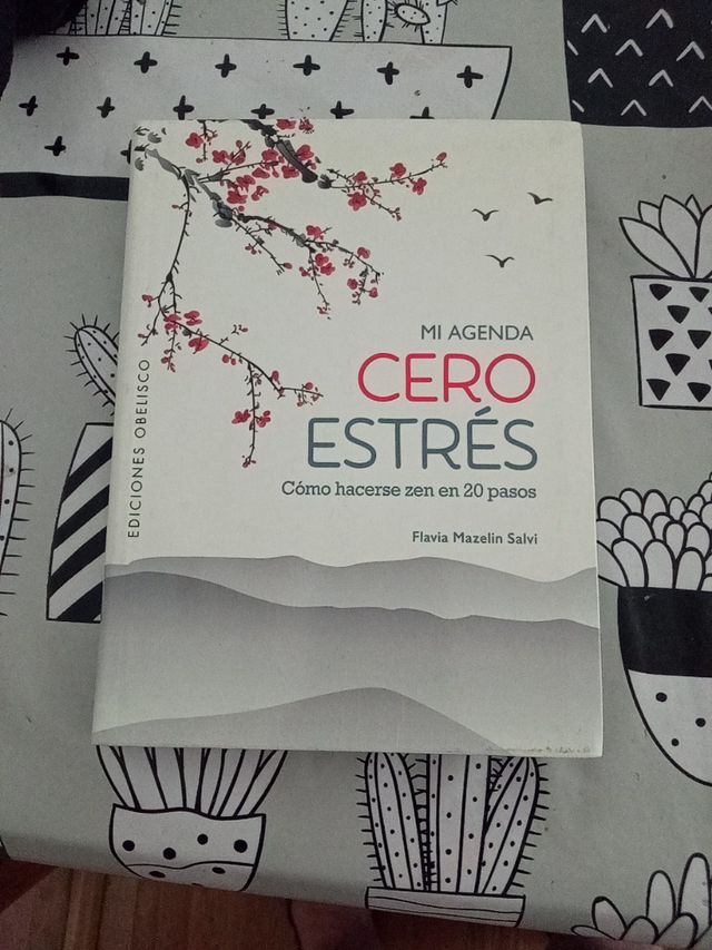 Libro agenda cero estres muy buen estado