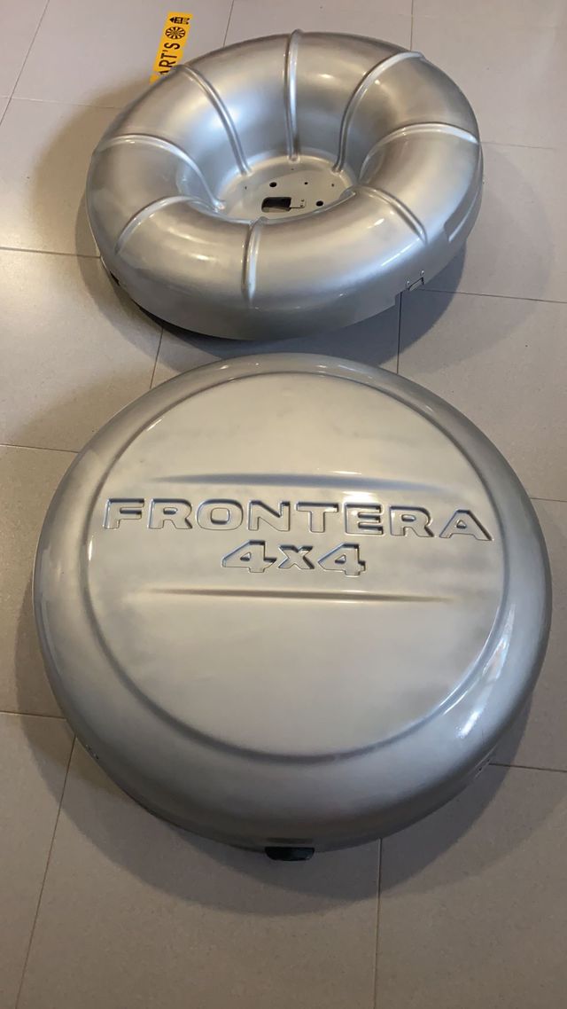 Tapa rueda repuesto opel frontera b de segunda mano por 70 EUR en Valencia en WALLAPOP