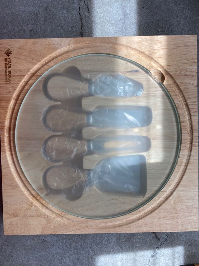 Juego corta queso en madera y acero inoxidable