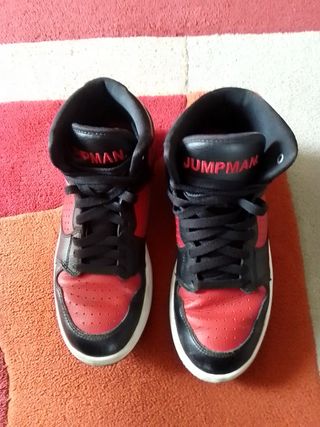 Zapatillas Nike Jordan Jumpman de segunda mano por 35 EUR en Santa Cruz de  Bezana en WALLAPOP