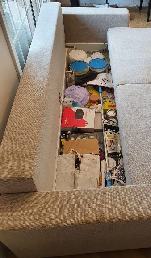 Sofá cama 3 plazas con almacenaje de segunda mano por 290 € en